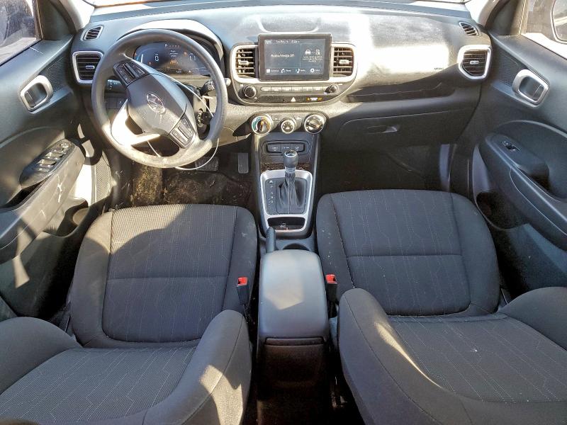 Фото 8 - HYUNDAI VENUE