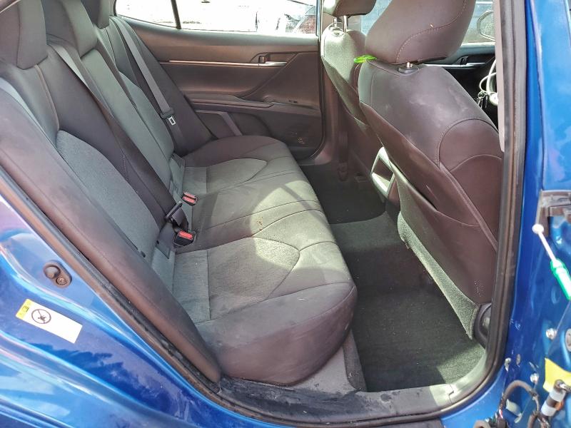 Фото 10 - TOYOTA CAMRY