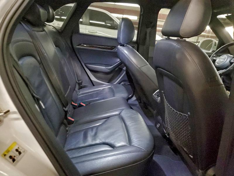 Фото 11 - AUDI Q3