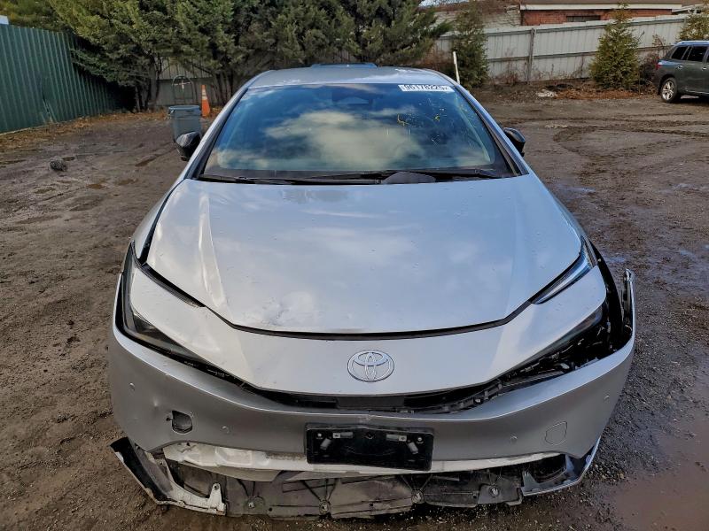 Фото 5 - TOYOTA PRIUS