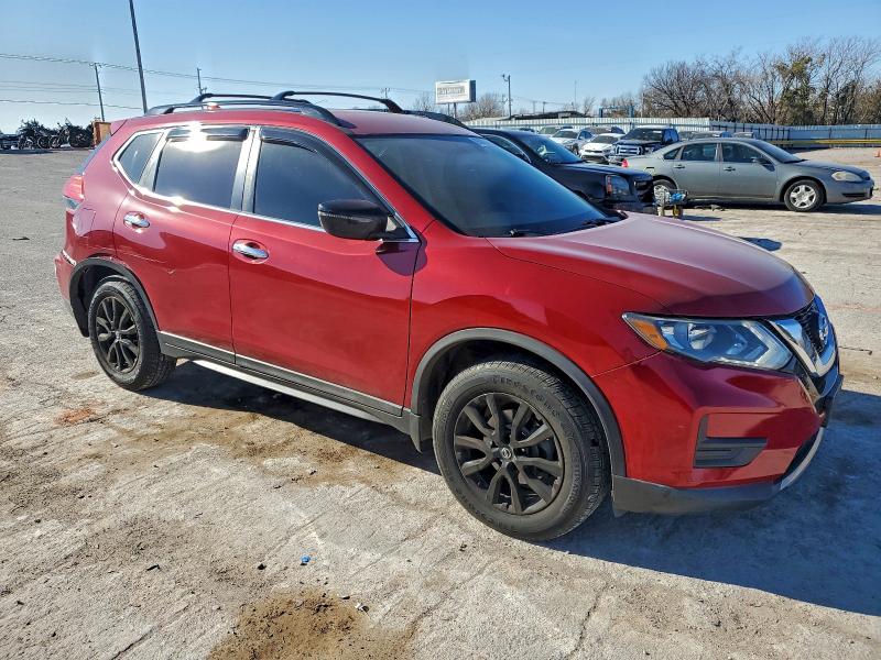 Фото 4 - NISSAN ROGUE