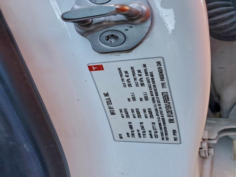 Фото 13 - TESLA MODEL 3