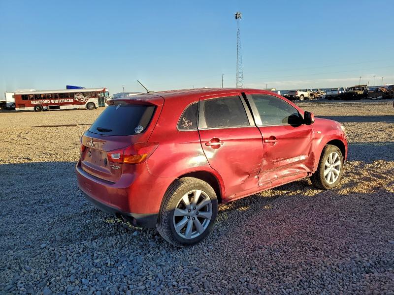 Фото 3 - MITSUBISHI OUTLANDER