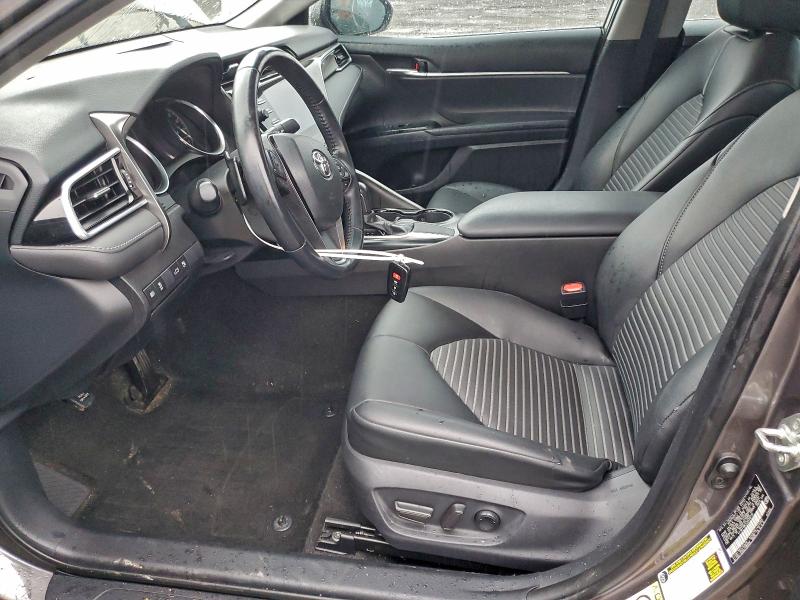 Фото 7 - TOYOTA CAMRY