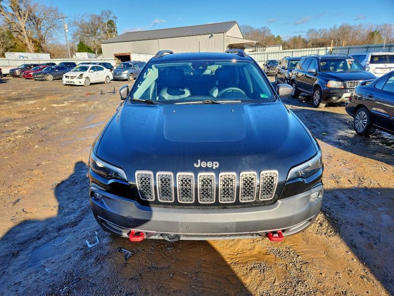 Фото 5 - JEEP CHEROKEE