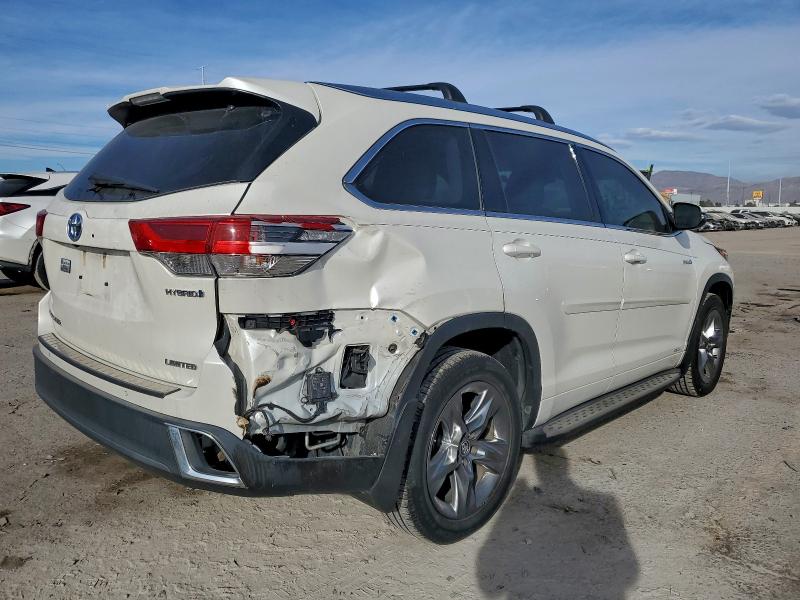 Фото 3 - TOYOTA HIGHLANDER