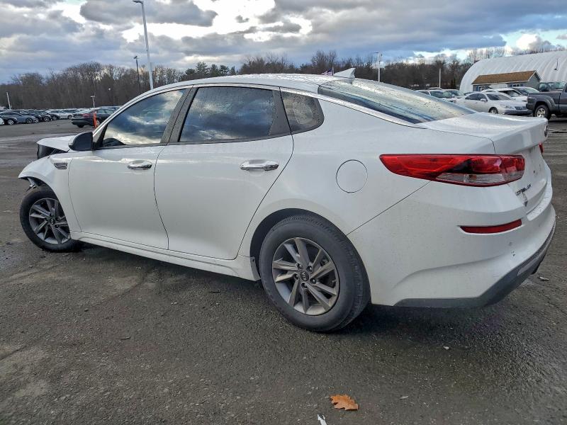 Фото 2 - KIA OPTIMA