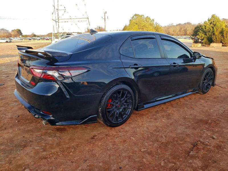 Фото 3 - TOYOTA CAMRY