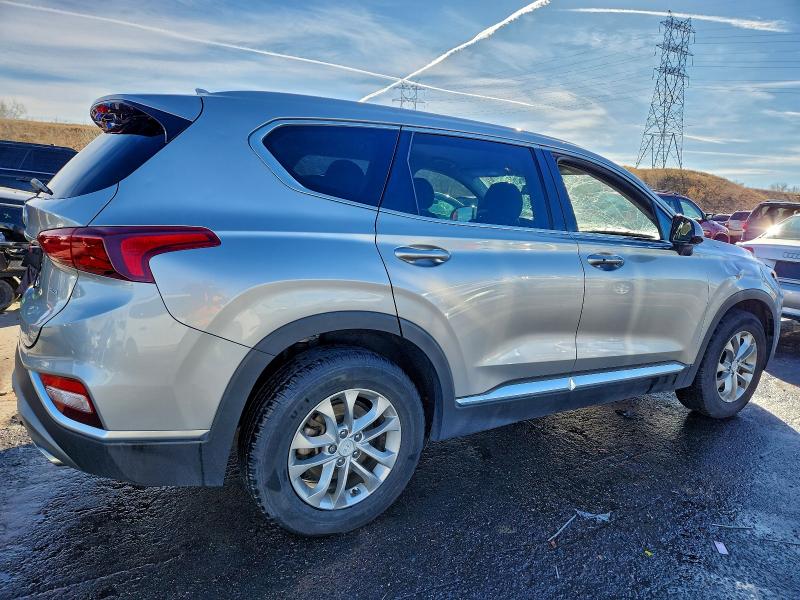 Фото 3 - HYUNDAI SANTA FE