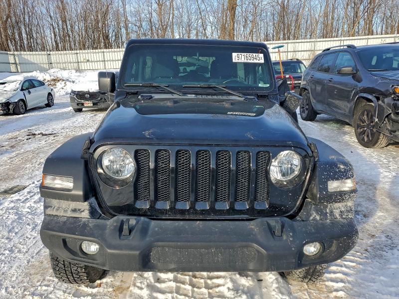 Фото 5 - JEEP WRANGLER