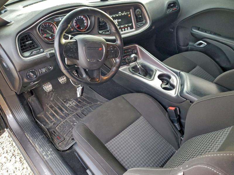 Фото 8 - DODGE CHALLENGER