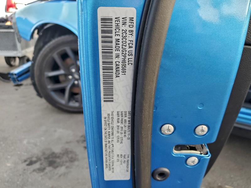 Фото 12 - DODGE CHALLENGER