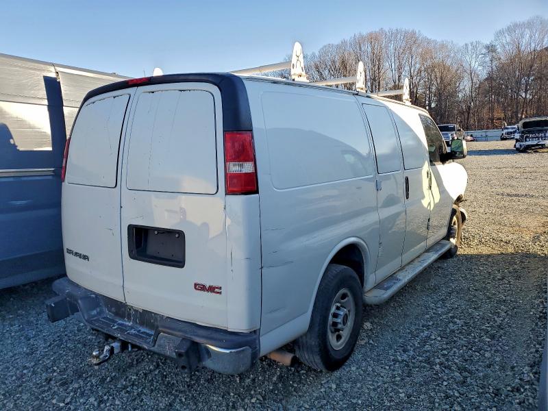 Фото 3 - GMC SAVANA