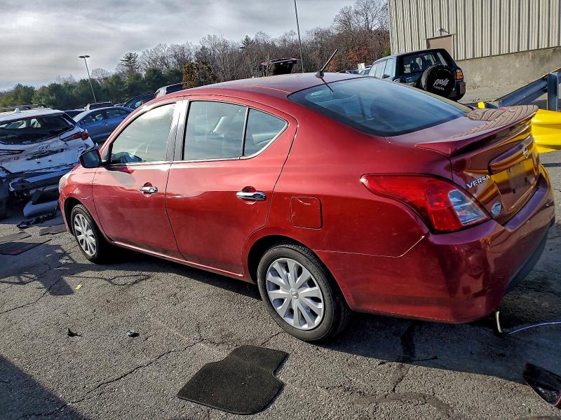 Фото 2 - NISSAN VERSA