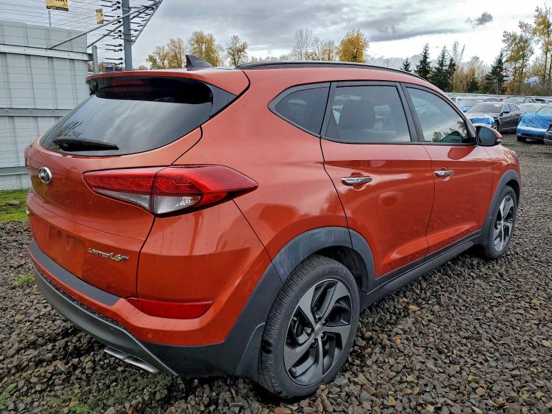 Фото 3 - HYUNDAI TUCSON