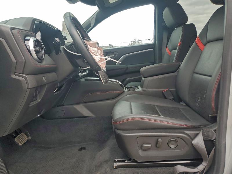 Фото 7 - CHEVROLET COLORADO