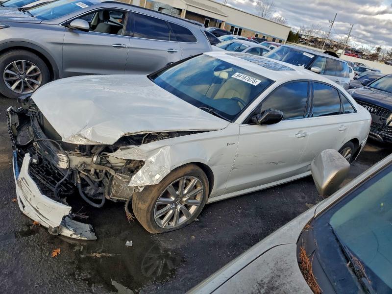 Фото 1 - AUDI A6