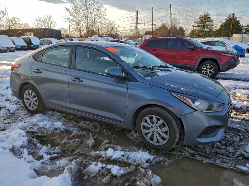 Фото 4 - HYUNDAI ACCENT