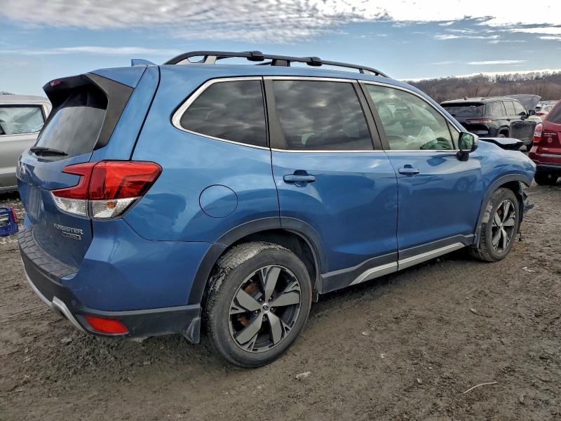 Фото 3 - SUBARU FORESTER