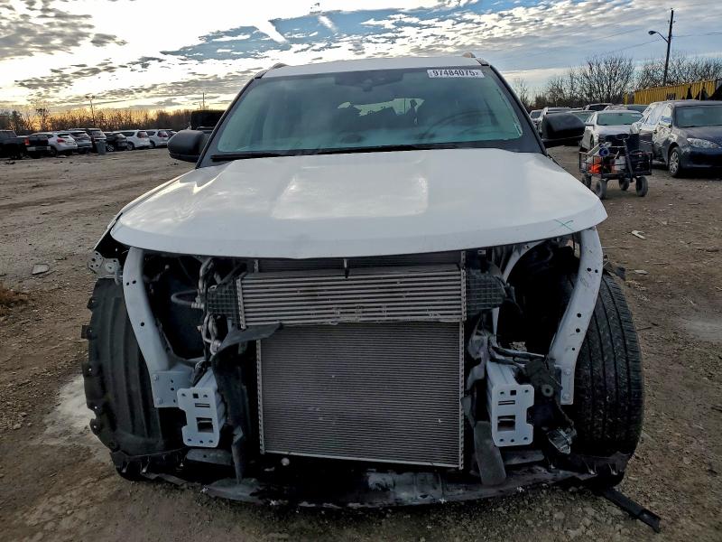 Фото 5 - FORD EXPLORER