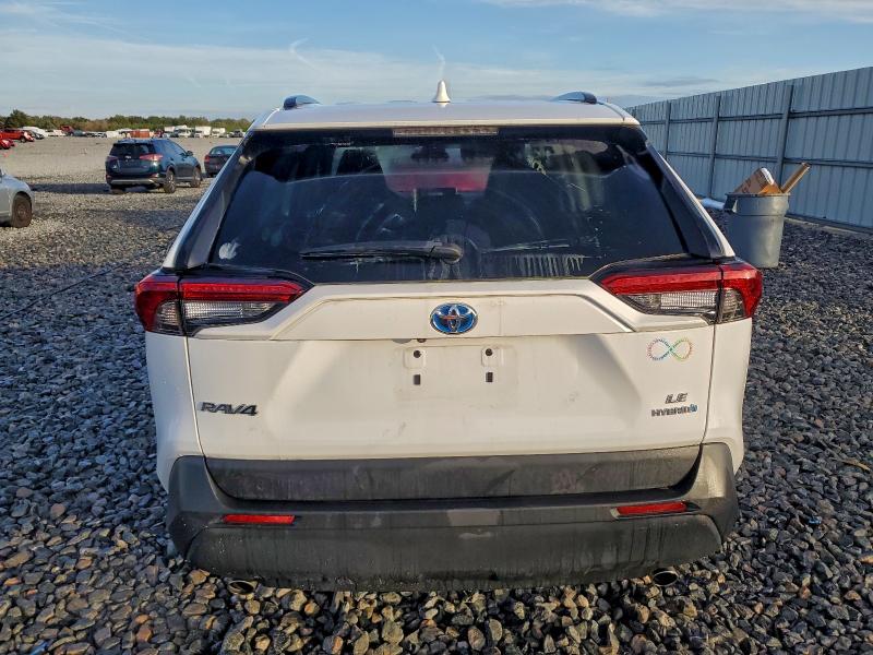 Фото 6 - TOYOTA RAV4