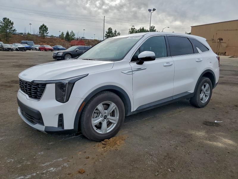 Фото 1 - KIA SORENTO