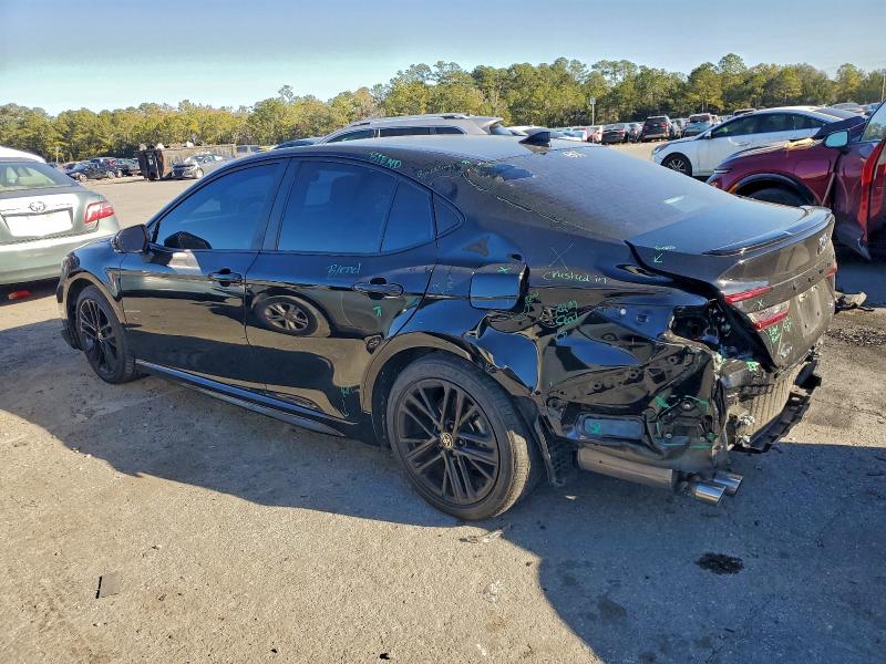 Фото 2 - TOYOTA CAMRY