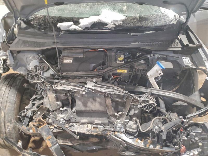 Фото 12 - AUDI Q4 E-TRON