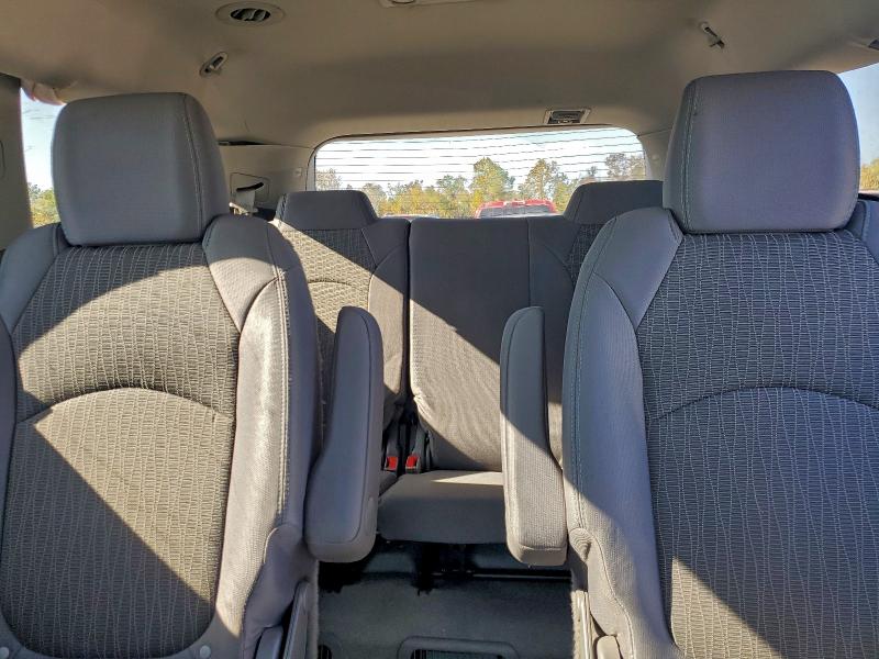 Фото 10 - CHEVROLET TRAVERSE