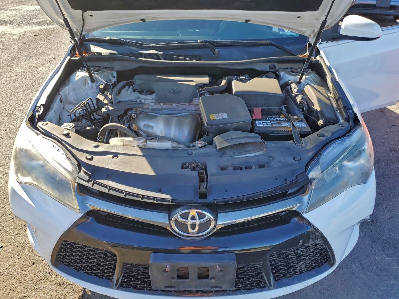 Фото 11 - TOYOTA CAMRY