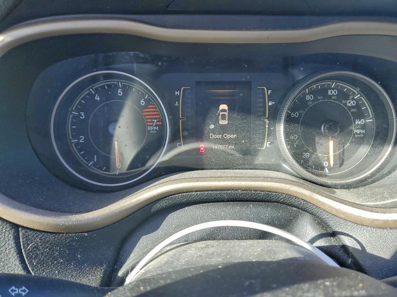 Фото 9 - JEEP GRAND CHER