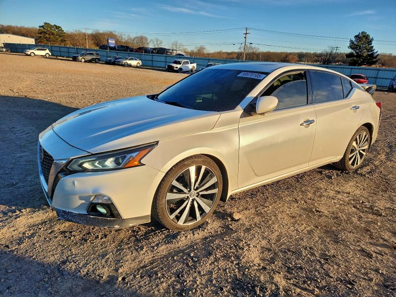 Фото 1 - NISSAN ALTIMA