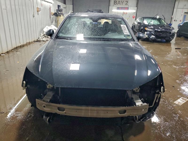 Фото 5 - AUDI A4