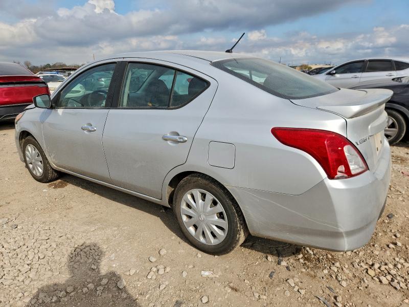Фото 2 - NISSAN VERSA