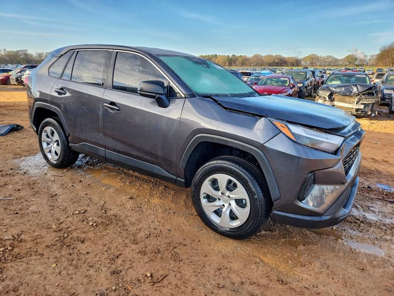 Фото 4 - TOYOTA RAV4