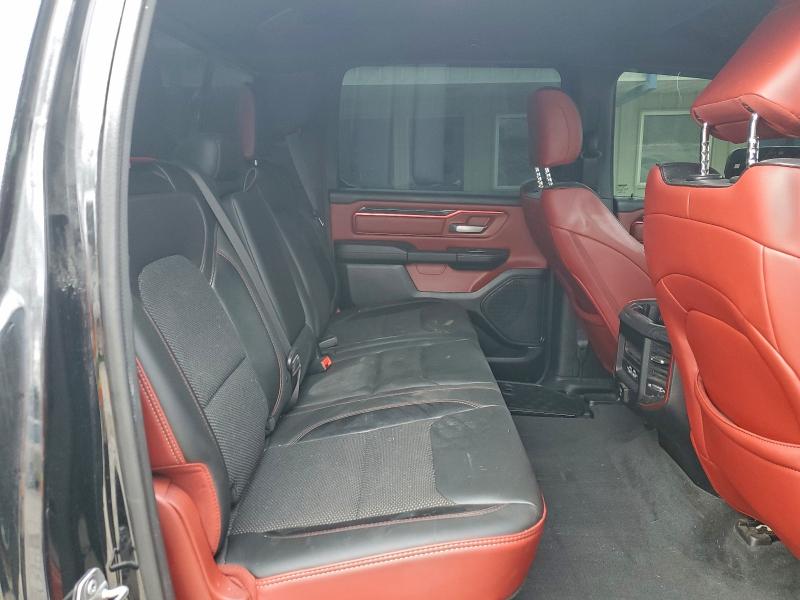 Фото 10 - RAM 1500