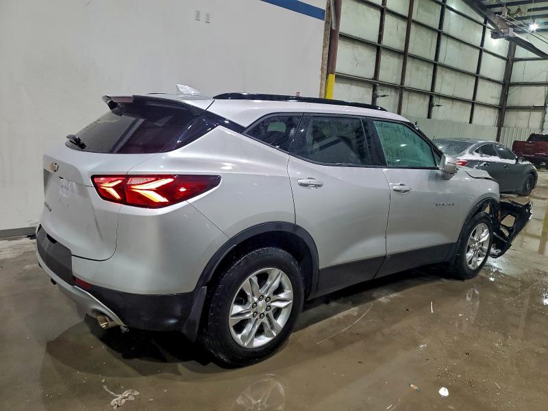 Фото 3 - CHEVROLET BLAZER