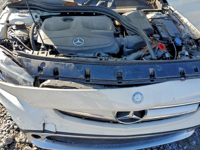 Фото 12 - MERCEDES-BENZ GLA-CLASS