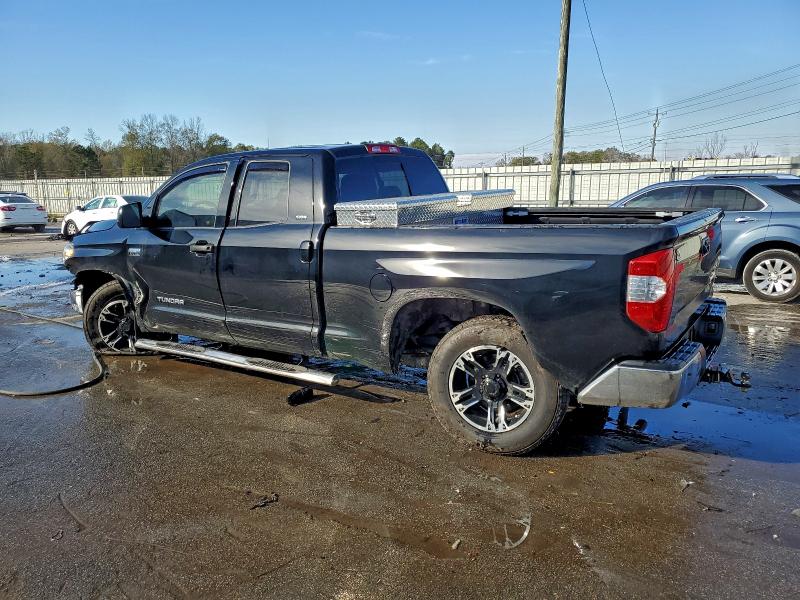 Фото 2 - TOYOTA TUNDRA