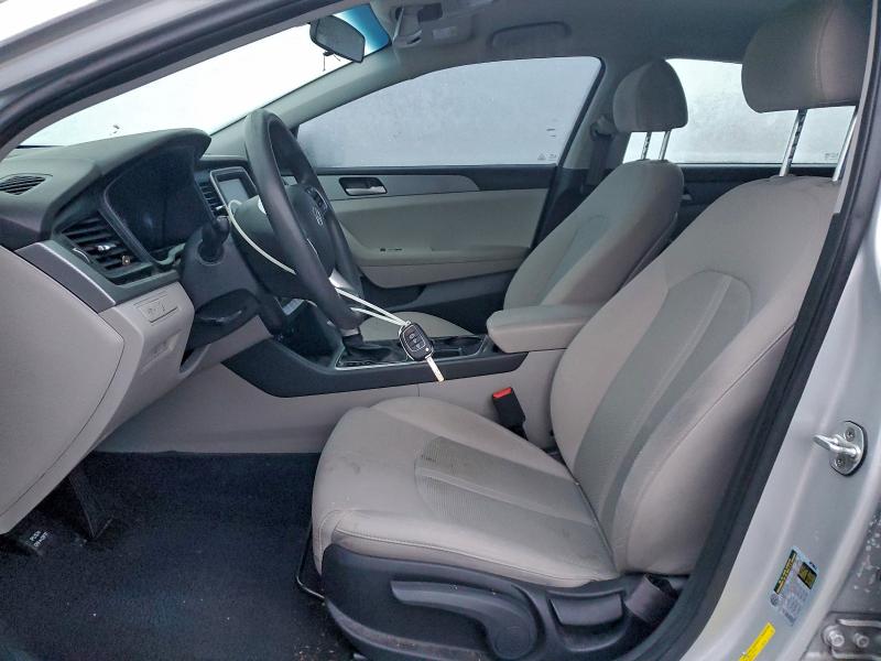 Фото 7 - HYUNDAI SONATA