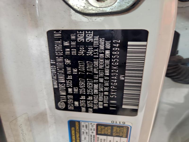 Фото 13 - KIA SORENTO