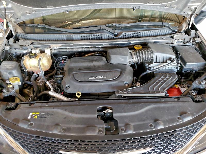 Фото 12 - CHRYSLER PACIFICA