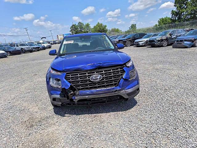 Фото 5 - HYUNDAI VENUE