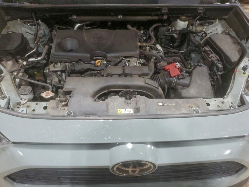 Фото 11 - TOYOTA RAV4