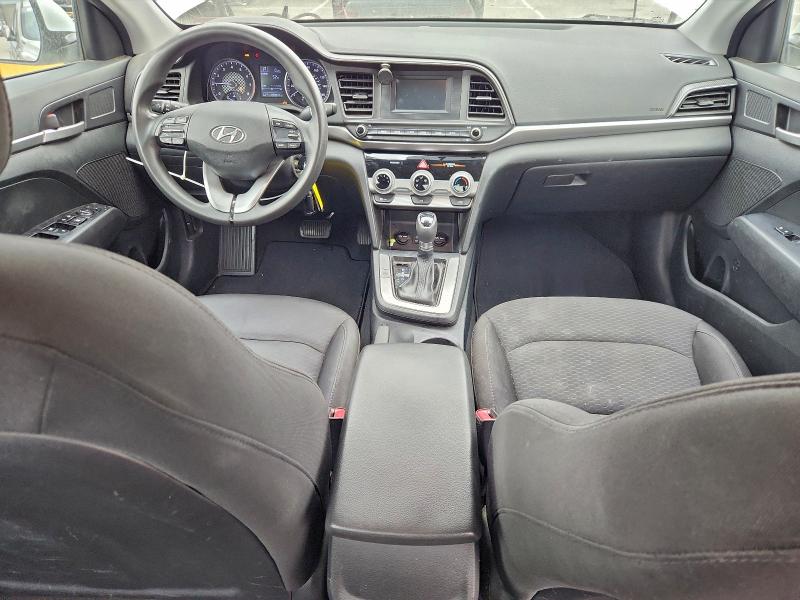 Фото 8 - HYUNDAI ELANTRA