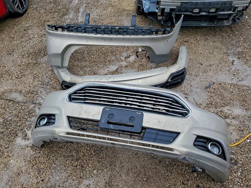 Фото 12 - FORD FUSION