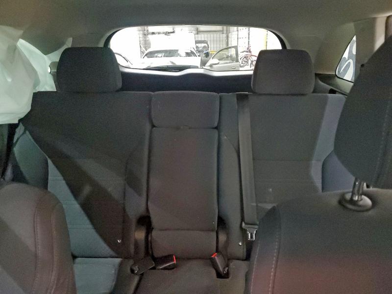 Фото 10 - KIA SORENTO