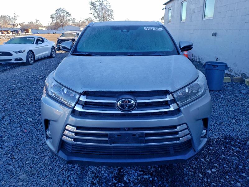 Фото 5 - TOYOTA HIGHLANDER