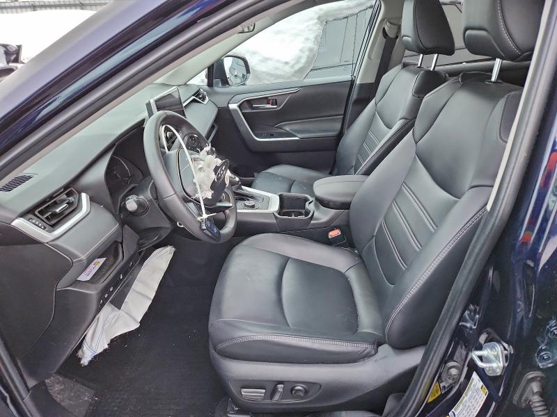 Фото 7 - TOYOTA RAV4