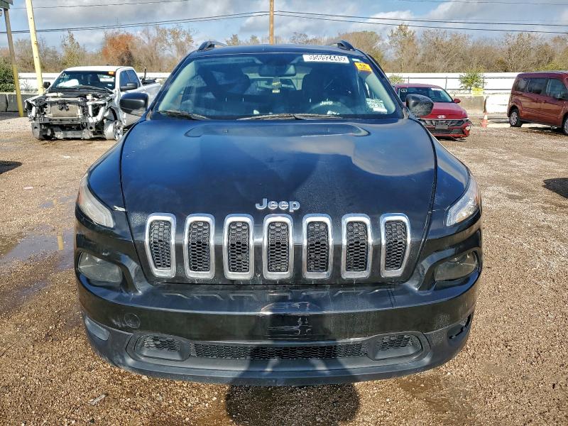 Фото 5 - JEEP GRAND CHER